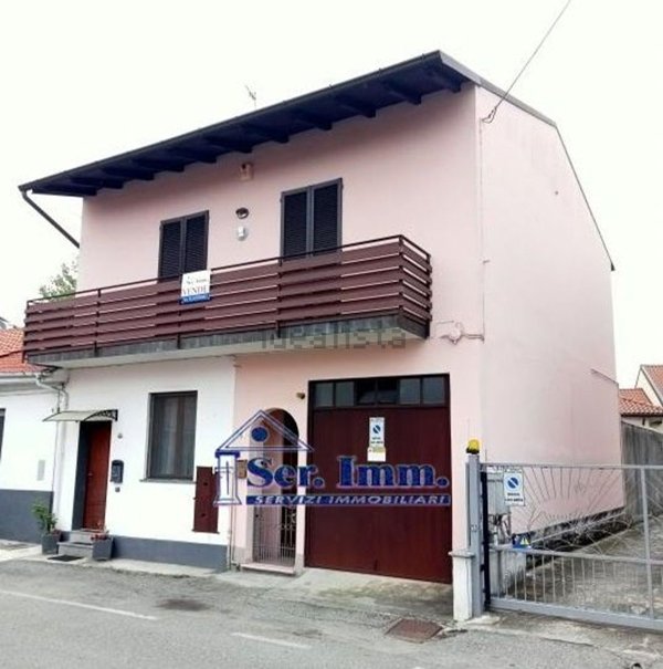 appartamento in vendita a Bernate Ticino in zona Casate Ticino