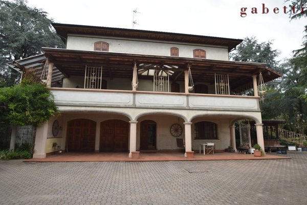 casa indipendente in vendita a Bernate Ticino