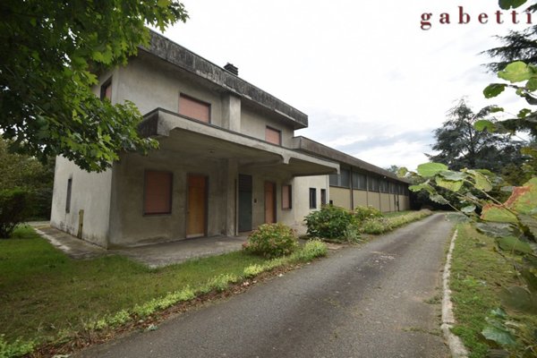 capannone in vendita a Bernate Ticino