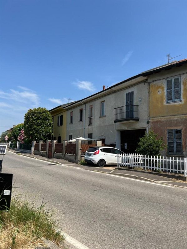 appartamento in vendita a Bernate Ticino
