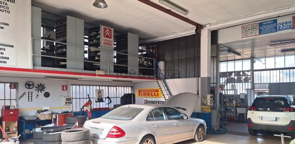 capannone in vendita a Bernate Ticino