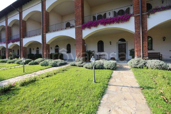 casa indipendente in vendita a Bernate Ticino in zona Casate Ticino