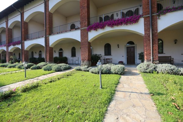 appartamento in vendita a Bernate Ticino