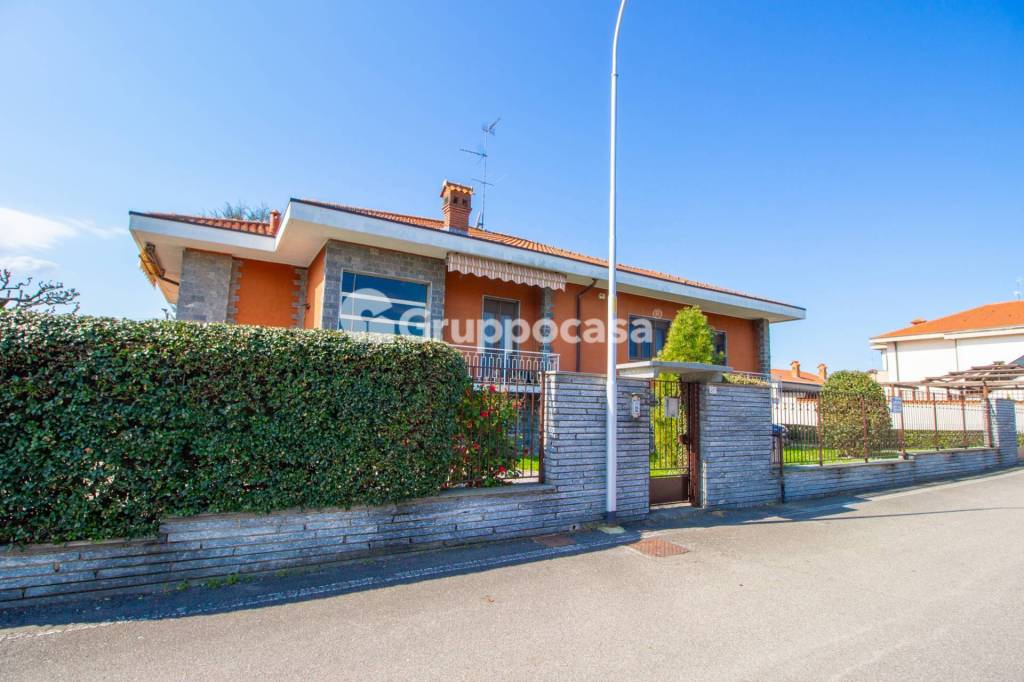 appartamento in vendita a Bernate Ticino