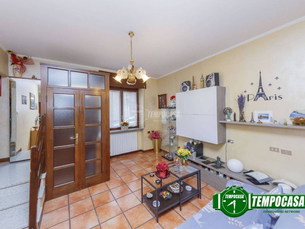 casa indipendente in vendita a Besate