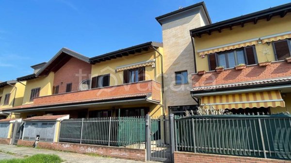 appartamento in vendita a Besate
