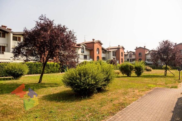 appartamento in vendita a Besate