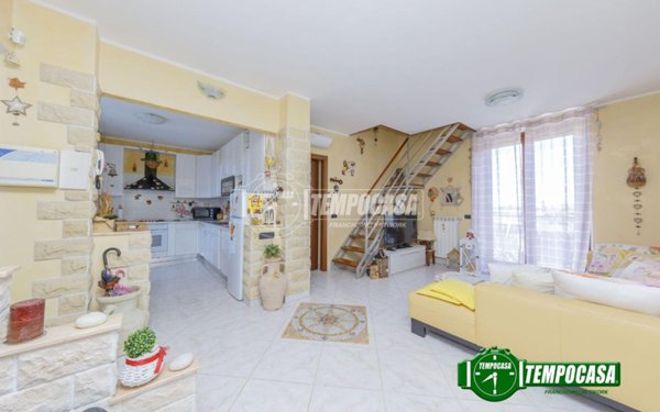 appartamento in vendita a Besate