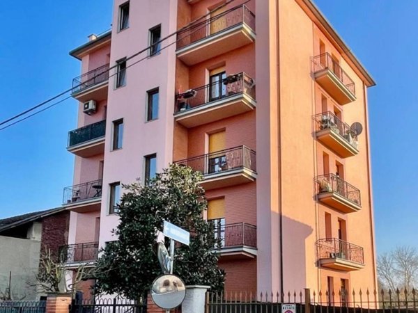 appartamento in vendita a Besate
