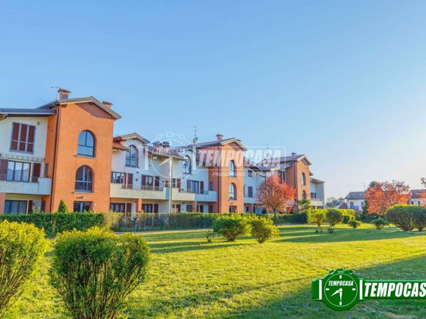 appartamento in vendita a Besate