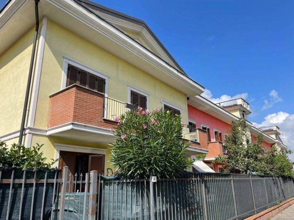 appartamento in vendita a Besate