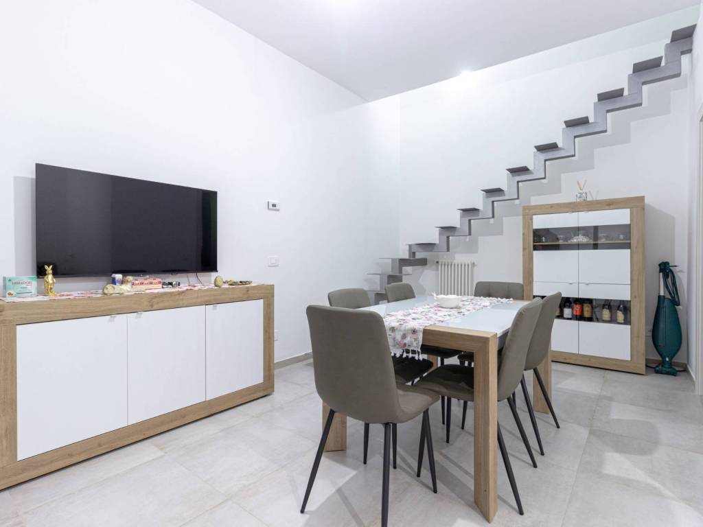 casa indipendente in vendita a Besate