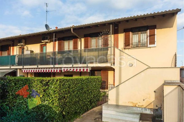 appartamento in vendita a Besate