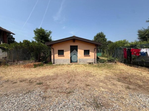 appartamento in vendita a Besate