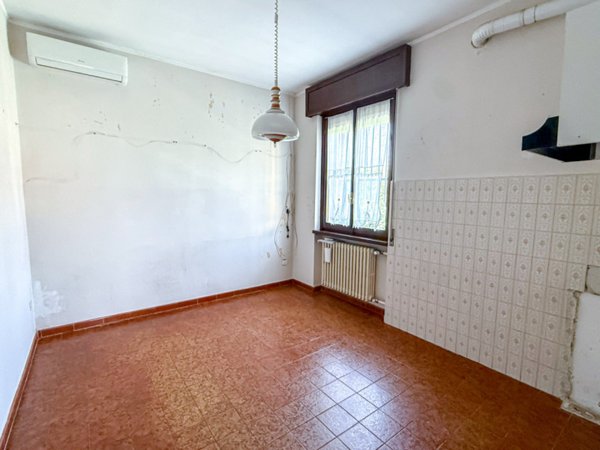 casa indipendente in vendita a Besate