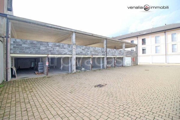 appartamento in vendita a Binasco