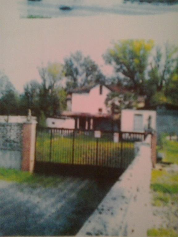 casa indipendente in vendita a Binasco