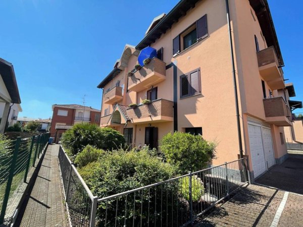 appartamento in vendita a Binasco