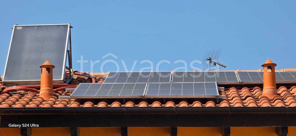 casa indipendente in vendita a Binasco