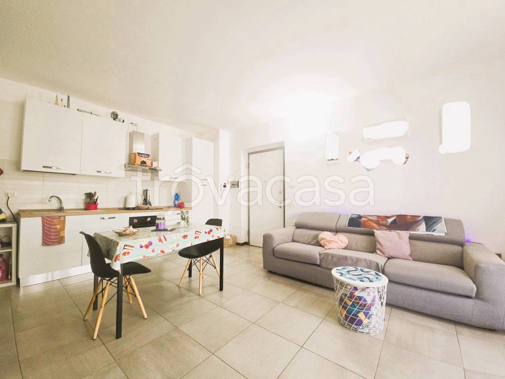 appartamento in vendita a Binasco