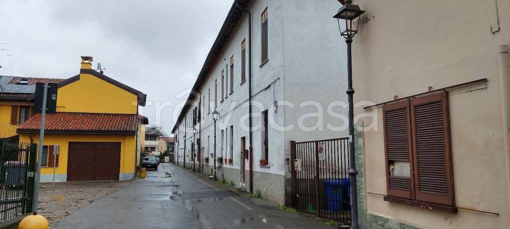 appartamento in vendita a Binasco