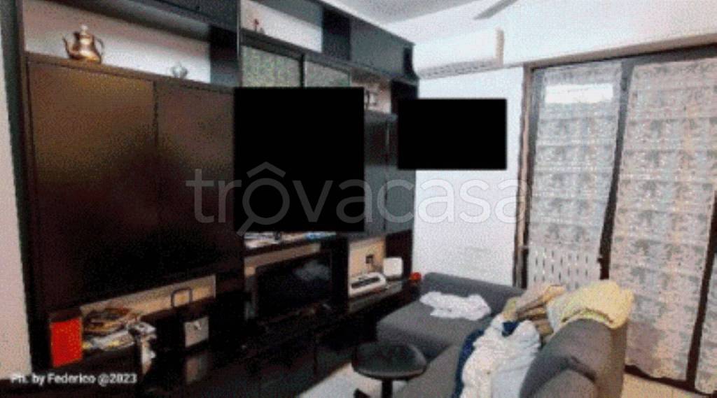 casa indipendente in vendita a Binasco