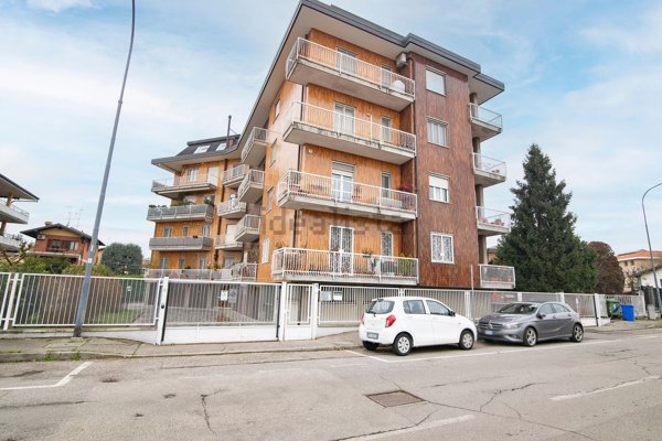 appartamento in vendita a Binasco
