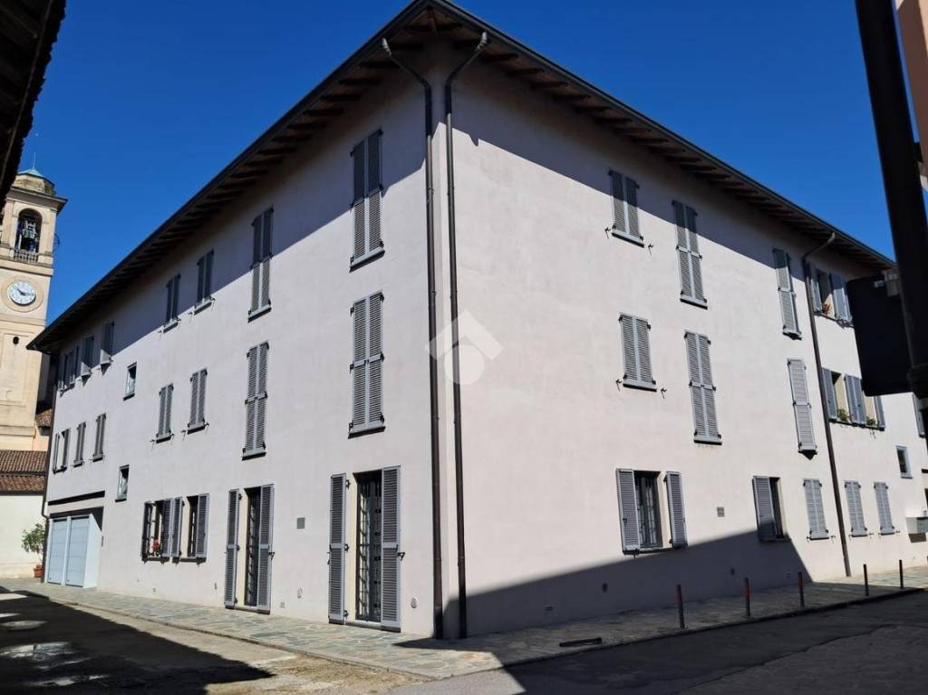 appartamento in vendita a Binasco