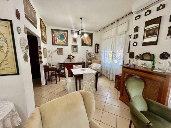 casa indipendente in vendita a Binasco