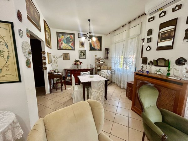 casa indipendente in vendita a Binasco