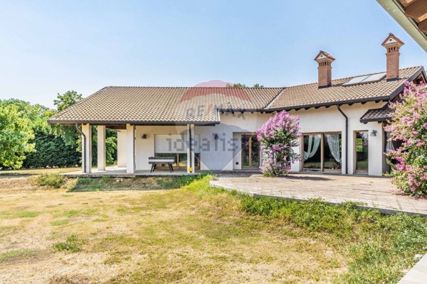 casa indipendente in vendita a Boffalora sopra Ticino