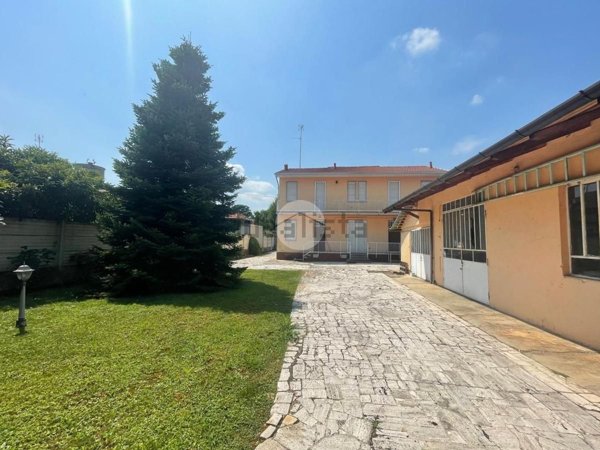 casa indipendente in vendita a Boffalora sopra Ticino