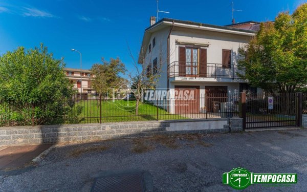 casa indipendente in vendita a Boffalora sopra Ticino