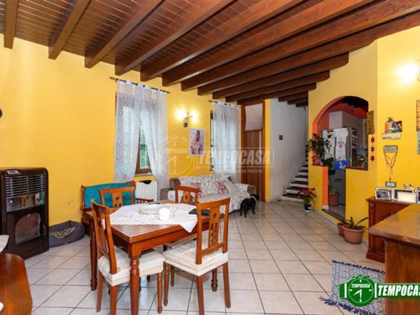casa indipendente in vendita a Boffalora sopra Ticino
