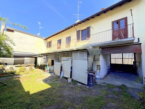 casa indipendente in vendita a Boffalora sopra Ticino
