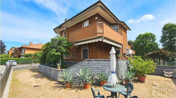 casa indipendente in vendita a Boffalora sopra Ticino