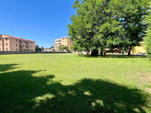 casa indipendente a Boffalora sopra Ticino in zona Pontenuovo di Boffalora