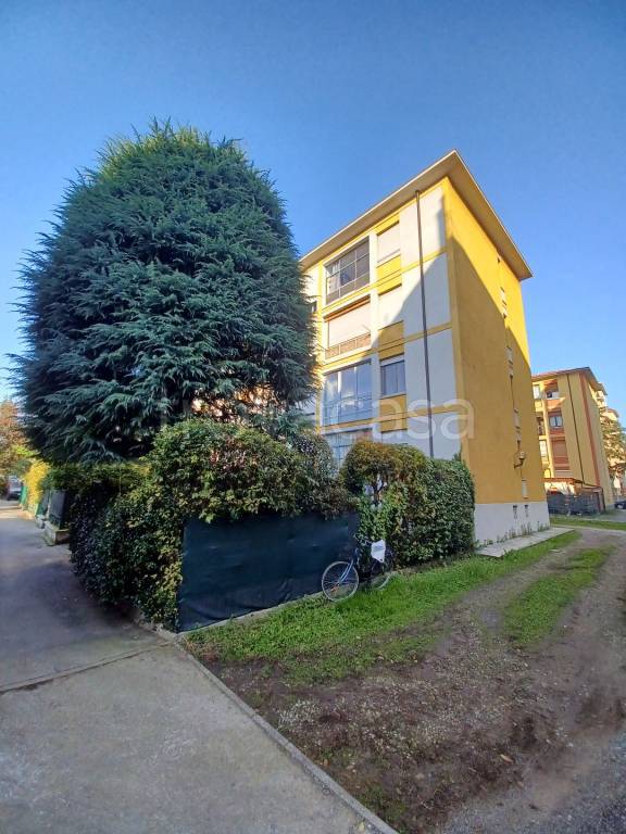 appartamento in vendita a Bollate