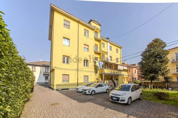 appartamento in vendita a Bollate