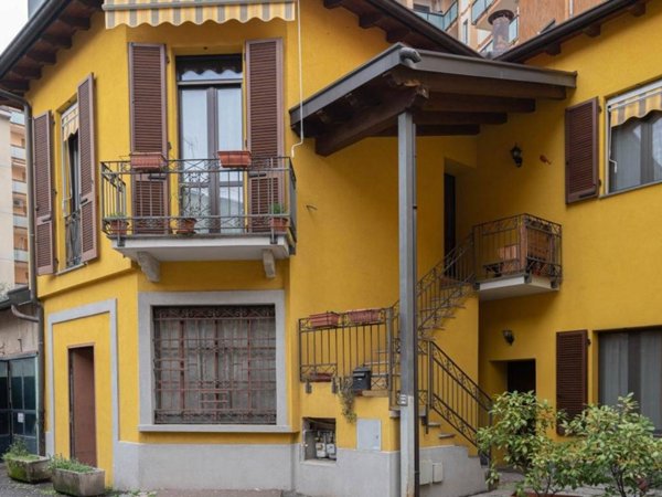 casa indipendente in vendita a Bollate