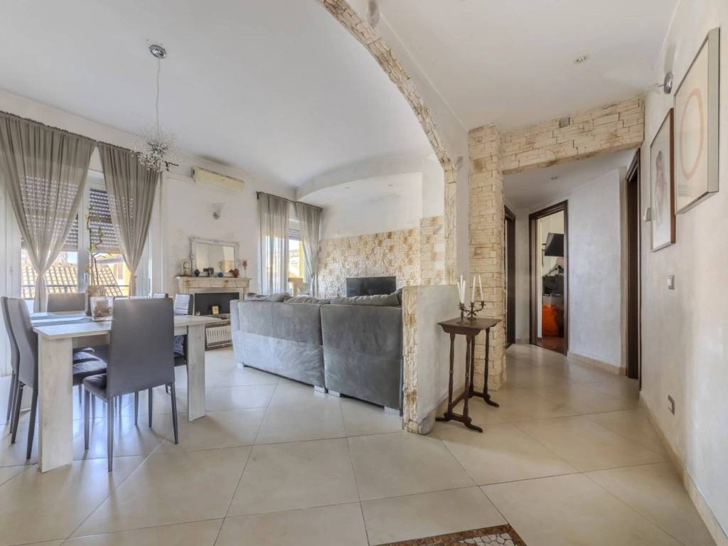 appartamento in vendita a Bollate