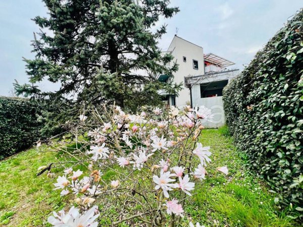 appartamento in vendita a Bollate