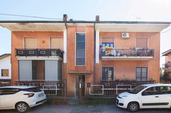 appartamento in vendita a Bollate in zona Cassina Nuova