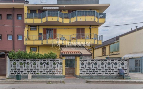appartamento in vendita a Bollate