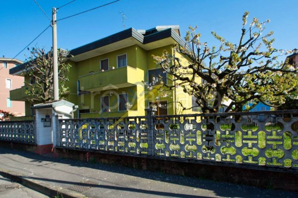 appartamento in vendita a Bollate