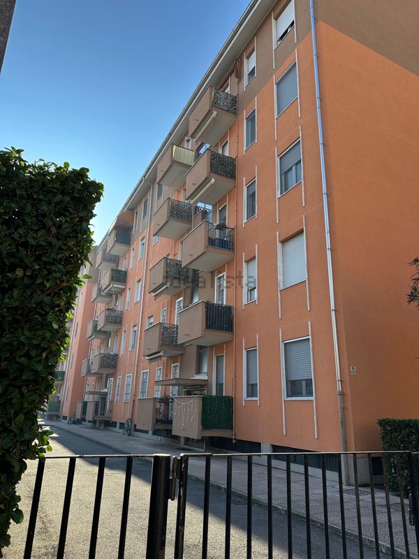 appartamento in vendita a Bollate