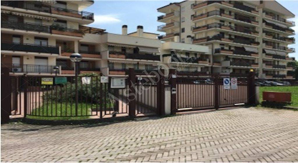 appartamento in vendita a Bollate