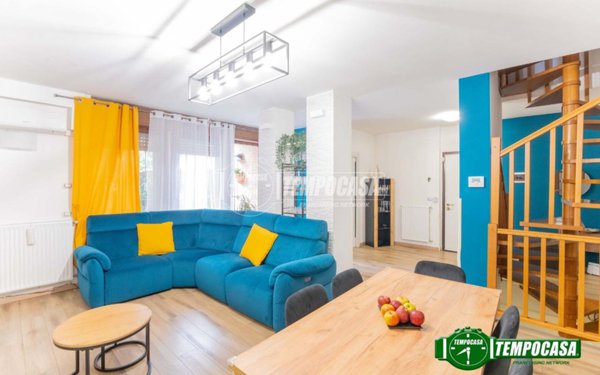 appartamento in vendita a Bollate