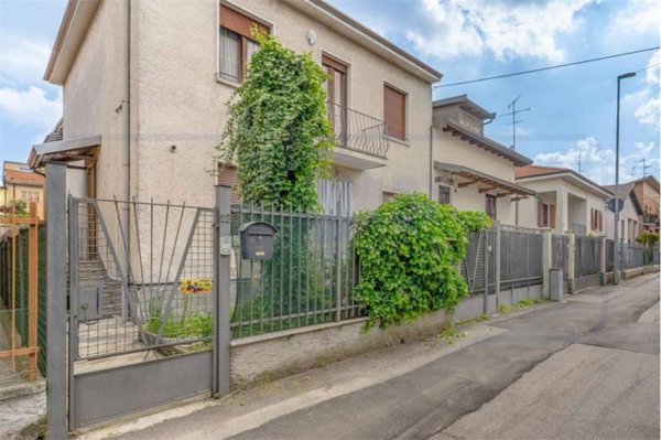 appartamento in vendita a Bollate