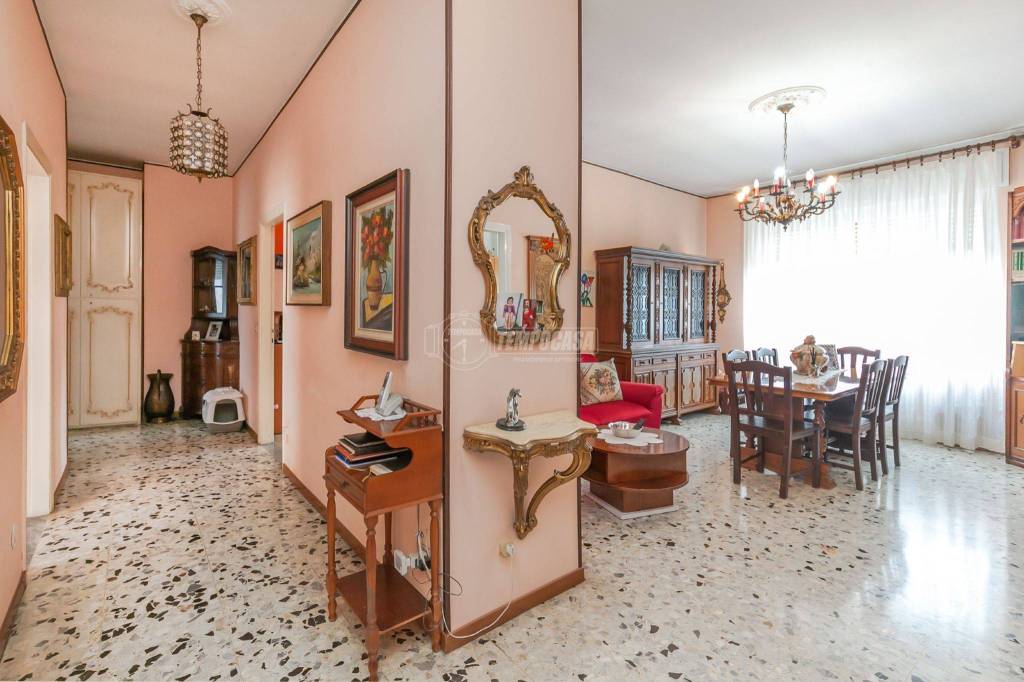 appartamento in vendita a Bollate